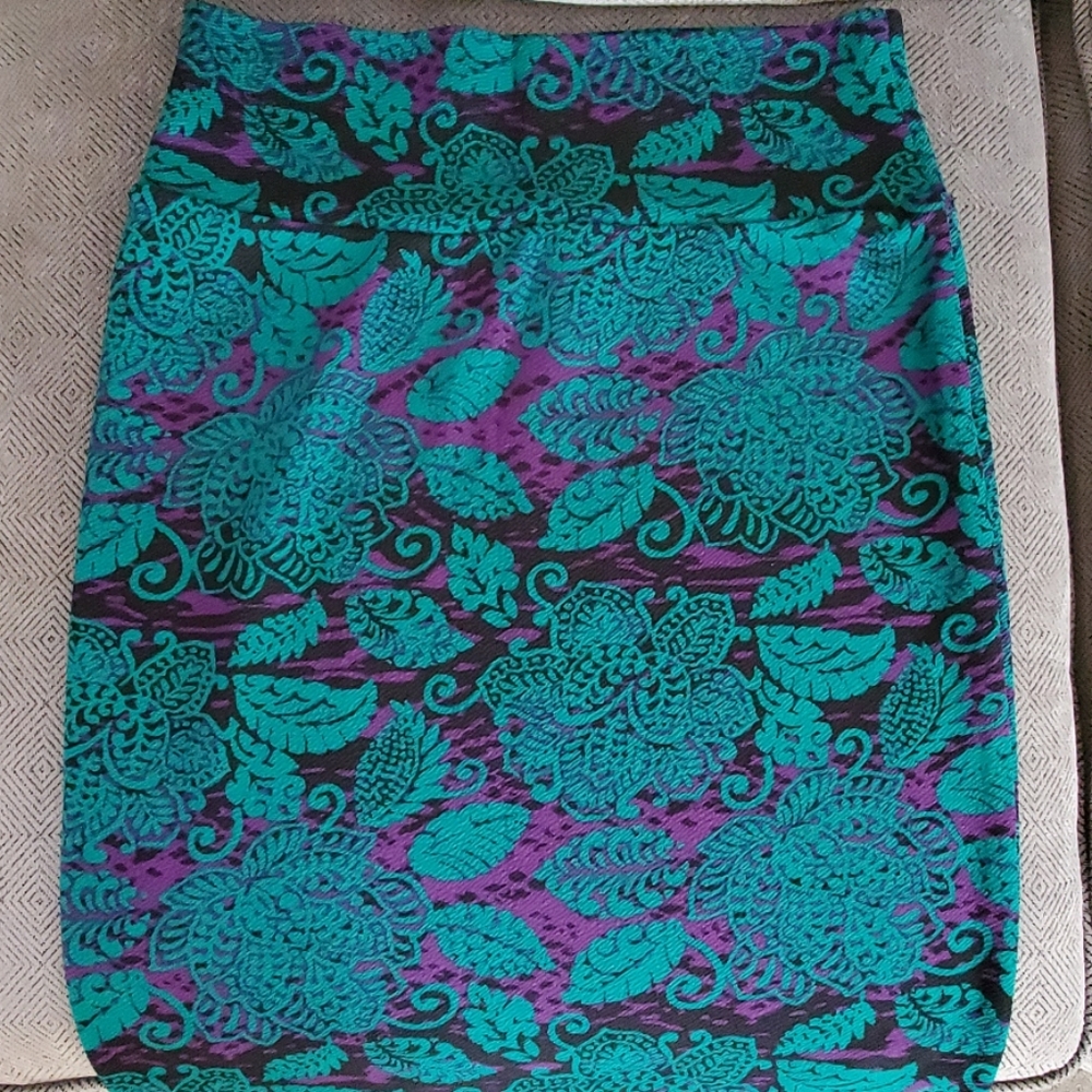 LulaRoe Cassie Skirt